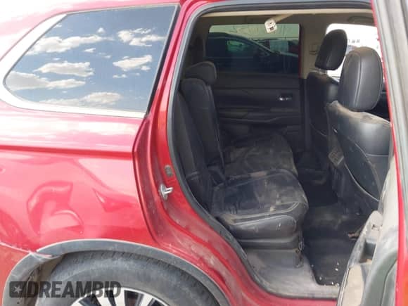 2019 Mitsubishi Outlander ES с VIN JA4AZ3A31KZ040438, выставлен на аукционе IAAI как лот 42519006 с пробегом 44 238 миль миль и . История ставок и продаж доступна на DreamBid. Изображение 8.