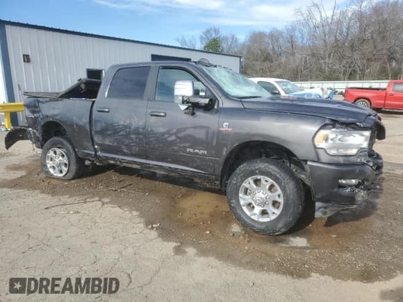 ✅ 2023 Ram 2500 Laramie • VIN: 3C6UR5FL3PG540235 • Лот: 46997225. Опубликован ранее на Copart с пробегом 73 442 миль. Бесплатный доступ к архиву аукционных продаж из США и подробный отчёт об истории автомобиля на DreamBid. Изображение 4.