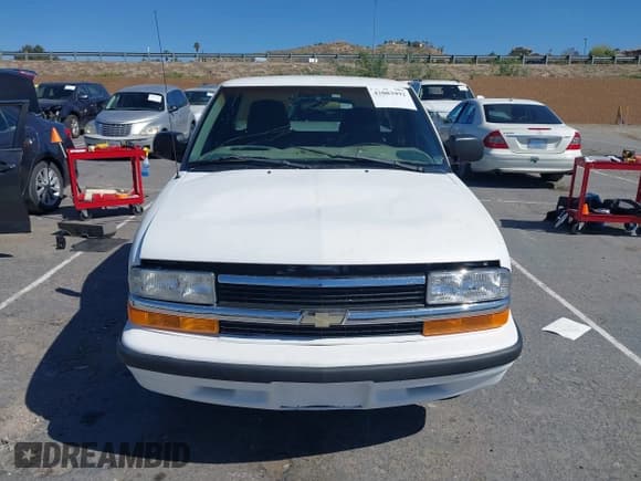 ✅ 2000 Chevrolet S-10 LS • VIN: 1GCCS1947Y8107823 • Лот: 42003992. Опубликован ранее на IAAI с пробегом 236 344 миль. Бесплатный доступ к архиву аукционных продаж из США и подробный отчёт об истории автомобиля на DreamBid. Изображение 12.