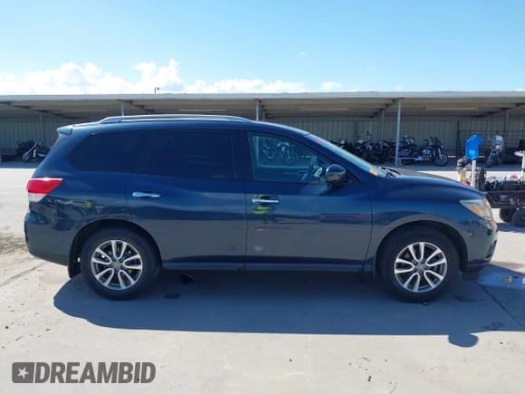 ✅ 2014 Nissan Pathfinder SV • VIN: 5N1AR2MN3EC734824 • Lot: 42592547. Listed on IAAI with 94,529 mi. Free auction sales archive from the USA and detailed vehicle history report at DreamBid. Image 13.