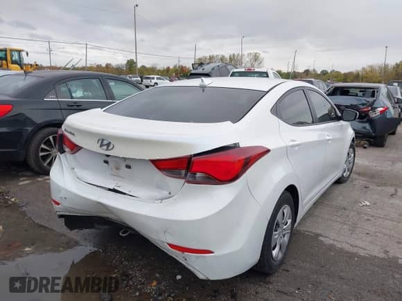 2016 Hyundai Elantra SE с VIN 5NPDH4AE5GH787181, выставлен на аукционе IAAI как лот 43503618 с пробегом 109 526 миль миль и . История ставок и продаж доступна на DreamBid. Изображение 4.