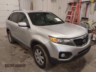✅ 2011 Kia Sorento LX • VIN: 5XYKT4A1XBG043952 • Lot: 43626544. Listed on IAAI with 264,721 mi. Free auction sales archive from the USA and detailed vehicle history report at DreamBid. Image 1.
