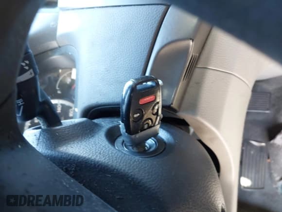 ✅ 2009 Honda Accord LX-P • VIN: 1HGCP26439A201754 • Lot: 43612575. Listed on IAAI with 286,310 mi. Free auction sales archive from the USA and detailed vehicle history report at DreamBid. Image 11.