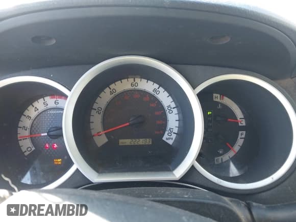 ✅ 2013 Toyota Tacoma • VIN: 3TMLU4ENXDM124566 • Лот: 43767460. Опубликован ранее на IAAI с пробегом 222 193 миль. Бесплатный доступ к архиву аукционных продаж из США и подробный отчёт об истории автомобиля на DreamBid. Изображение 7.