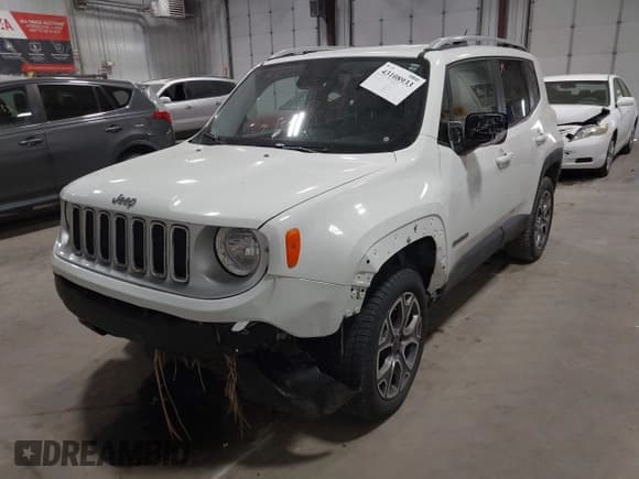 ✅ 2017 Jeep Renegade Limited • VIN: ZACCJBDB1HPE51185 • Lot: 43108933. Wystawiony na IAAI z przebiegiem 104 101 mil. Bezpłatny archiwum sprzedaży aukcyjnych z USA i szczegółowy raport historii pojazdu na DreamBid. Zdjęcie 2.