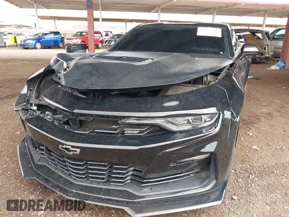 ✅ 2019 Chevrolet Camaro 2SS • VIN: 1G1FG1R72K0117201 • Lot: 43155749. Listed on IAAI with 37,582 mi. Free auction sales archive from the USA and detailed vehicle history report at DreamBid. Image 19.
