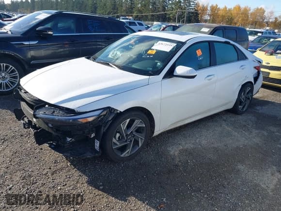 ✅ 2025 Hyundai Elantra SEL Convenience • VIN: KMHLS4DG8SU044146 • Lot: 43672535. Listed on IAAI with 9,401 mi. Free auction sales archive from the USA and detailed vehicle history report at DreamBid. Image 2.