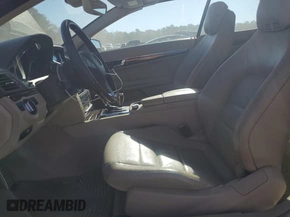 ✅ 2011 Mercedes-Benz E 350 • VIN: WDDKK5GF9BF082472 • Лот: 87380485. Опубликован ранее на Copart с пробегом 119 889 миль. Бесплатный доступ к архиву аукционных продаж из США и подробный отчёт об истории автомобиля на DreamBid. Изображение 7.