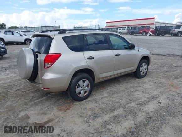 ✅ 2006 Toyota RAV4 • VIN: JTMZD33V266008336 • Lot: 42959847. Listed on IAAI with 194,370 mi. Free auction sales archive from the USA and detailed vehicle history report at DreamBid. Image 4.