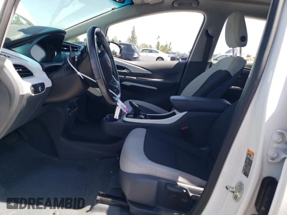 ✅ 2020 Chevrolet Bolt EV LT • VIN: 1G1FY6S02L4119533 • Lot: 54162694. Wystawiony na Copart z przebiegiem 20 353 mil. Bezpłatny archiwum sprzedaży aukcyjnych z USA i szczegółowy raport historii pojazdu na DreamBid. Zdjęcie 7.