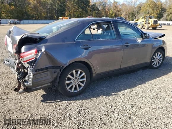 ✅ 2011 Toyota Camry XLE • VIN: 4T4BF3EK6BR170086 • Lot: 82650745. Listed on Copart with Not provided. Free auction sales archive from the USA and detailed vehicle history report at DreamBid. Image 3.