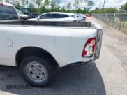 ✅ 2018 Ram 1500 Tradesman • VIN: 3C6JR6DG1JG219123 • Лот: 42755696. Опубликован ранее на IAAI с пробегом 140 522 миль. Бесплатный доступ к архиву аукционных продаж из США и подробный отчёт об истории автомобиля на DreamBid. Изображение 6.