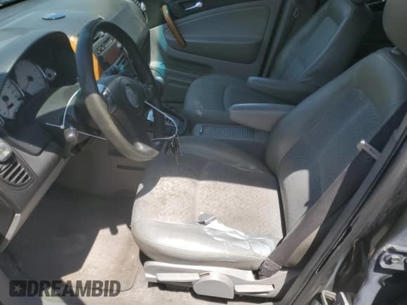 ✅ 2007 Saturn VUE V6 • VIN: 5GZCZ53467S810289 • Lot: 60942745. Wystawiony na Copart z przebiegiem 141 469 mil. Bezpłatny archiwum sprzedaży aukcyjnych z USA i szczegółowy raport historii pojazdu na DreamBid. Zdjęcie 7.