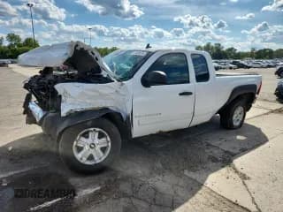 ✅ 2008 Chevrolet Silverado 1500 1LT • VIN: 1GCEK19J98Z232430 • Lot: 70386575. Listed on Copart with 214,804 mi. Free auction sales archive from the USA and detailed vehicle history report at DreamBid. Image 1.