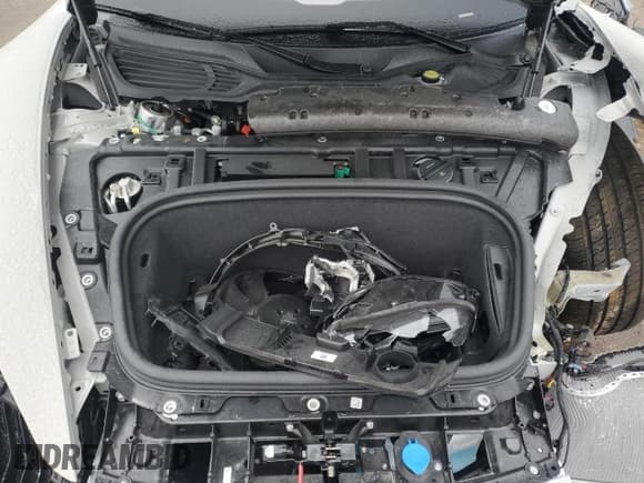 ✅ 2024 Porsche Taycan GTS • VIN: WP0AD2Y15RSA47157 • Lot: 43375725. Listed on Copart with 1,555 mi. Free auction sales archive from the USA and detailed vehicle history report at DreamBid. Image 12.