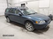 ✅ 2007 Volvo XC70 • VIN: YV4SZ592671273834 • Lot: 43042711. Wystawiony na IAAI z przebiegiem 96 589 mil. Bezpłatny archiwum sprzedaży aukcyjnych z USA i szczegółowy raport historii pojazdu na DreamBid. Zdjęcie 1.