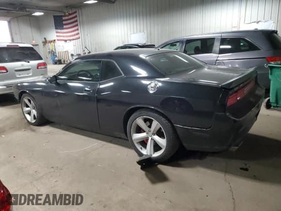 ✅ 2008 Dodge Challenger SRT-8 • VIN: 2B3LJ74W18H302861 • Lot: 82631424. Wystawiony na Copart z przebiegiem 86 743 mil. Bezpłatny archiwum sprzedaży aukcyjnych z USA i szczegółowy raport historii pojazdu na DreamBid. Zdjęcie 2.