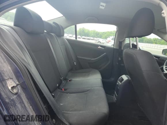 ✅ 2014 Volkswagen Jetta TDI w/Premium/Nav • VIN: 3VWLL7AJ8EM284760 • Lot: 56986005. Listed on Copart with 48,253 mi. Free auction sales archive from the USA and detailed vehicle history report at DreamBid. Image 10.