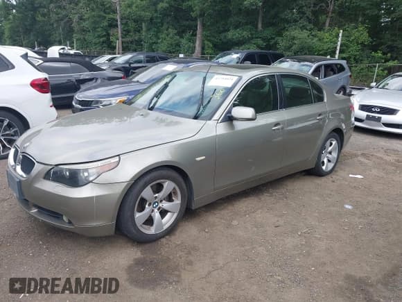 ✅ 2004 BMW 5 Series 530i • VIN: WBANA73564B802689 • Лот: 42754924. Опубликован ранее на IAAI с пробегом 200 213 миль. Бесплатный доступ к архиву аукционных продаж из США и подробный отчёт об истории автомобиля на DreamBid. Изображение 2.