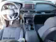 2019 Hyundai Santa Fe SE z VIN 5NMS23AD0KH133754, wystawiony jako Copart lot #71846932 z przebiegiem 45 200 mil mil oraz . Historia ofert i sprzedaży dostępna na DreamBid. Obrazek 8.