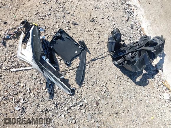 ✅ 2023 Acura Integra w/A-Spec Package • VIN: 19UDE4H32PA018546 • Lot: 43373170. Listed on IAAI with 10,895 mi. Free auction sales archive from the USA and detailed vehicle history report at DreamBid. Image 12.