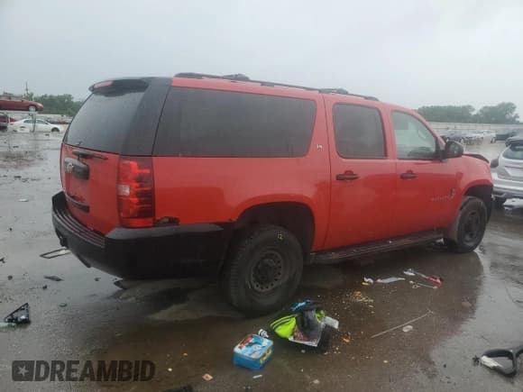 ✅ 2007 Chevrolet Suburban Commercial • VIN: 3GNGK26K17G299668 • Lot: 59481865. Wystawiony na Copart z przebiegiem 305 742 mil. Bezpłatny archiwum sprzedaży aukcyjnych z USA i szczegółowy raport historii pojazdu na DreamBid. Zdjęcie 3.