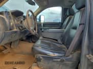 ✅ 2007 Chevrolet Silverado 2500HD 1LT • VIN: 1GCHK24617E564552 • Lot: 94405315. Wystawiony na Copart z przebiegiem 84 082 mil. Bezpłatny archiwum sprzedaży aukcyjnych z USA i szczegółowy raport historii pojazdu na DreamBid. Zdjęcie 7.