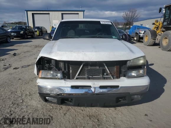 ✅ 2006 Chevrolet Silverado 1500 LT1 • VIN: 1GCEC19T16Z121074 • Лот: 81844524. Опубликован ранее на Copart с пробегом Не указан. Бесплатный доступ к архиву аукционных продаж из США и подробный отчёт об истории автомобиля на DreamBid. Изображение 5.