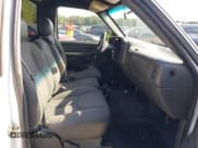 ✅ 2004 Chevrolet Silverado 2500HD Work Truck • VIN: 1GCHK24U74E231542 • Лот: 43123200. Опубликован ранее на IAAI с пробегом 191 776 миль. Бесплатный доступ к архиву аукционных продаж из США и подробный отчёт об истории автомобиля на DreamBid. Изображение 8.