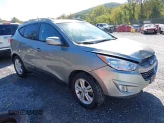 2013 Hyundai Tucson GLS z VIN KM8JU3AC0DU760359, wystawiony jako IAAI lot #43346745 z przebiegiem 120 726 mil mil oraz . Historia ofert i sprzedaży dostępna na DreamBid. Obrazek 1.