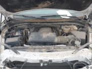 ✅ 2023 Chevrolet Suburban Premier • VIN: 1GNSKFKD7PR512440 • Lot: 43832409. Wystawiony na IAAI z przebiegiem 62 787 mil. Bezpłatny archiwum sprzedaży aukcyjnych z USA i szczegółowy raport historii pojazdu na DreamBid. Zdjęcie 10.