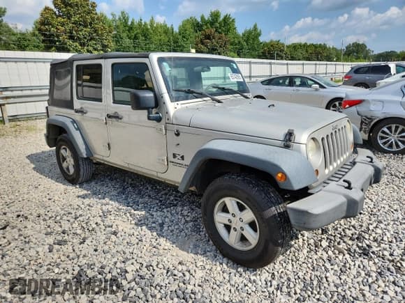 ✅ 2007 Jeep Wrangler X • VIN: 1J4GA391X7L181586 • Lot: 65742995. Listed on Copart with 210,938 mi. Free auction sales archive from the USA and detailed vehicle history report at DreamBid. Image 4.
