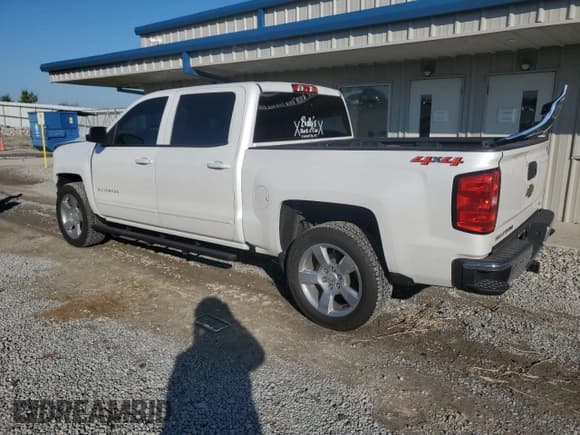✅ 2018 Chevrolet Silverado 1500 LT • VIN: 3GCUKREC3JG205943 • Lot: 90894645. Listed on Copart with 95,759 mi. Free auction sales archive from the USA and detailed vehicle history report at DreamBid. Image 2.
