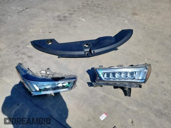 ✅ 2020 Acura MDX Technology • VIN: 5J8YD3H51LL014485 • Lot: 81556555. Listed on Copart with 72,124 mi. Free auction sales archive from the USA and detailed vehicle history report at DreamBid. Image 13.