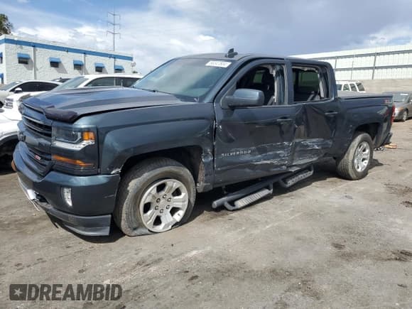 ✅ 2017 Chevrolet Silverado 1500 LT • VIN: 3GCUKREC1HG303749 • Лот: 66347804. Опубликован ранее на Copart с пробегом 55 491 миль. Бесплатный доступ к архиву аукционных продаж из США и подробный отчёт об истории автомобиля на DreamBid. Изображение 1.