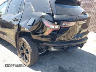 ✅ 2026 Chevrolet Equinox FWD LT • VIN: 3GNAXHEG0TL108993 • Lot: 42881842. Wystawiony na IAAI z przebiegiem 1 619 mil. Bezpłatny archiwum sprzedaży aukcyjnych z USA i szczegółowy raport historii pojazdu na DreamBid. Zdjęcie 6.