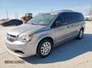 ✅ 2018 Dodge Grand Caravan SE • VIN: 2C4RDGBG6JR308439 • Lot: 80713085. Wystawiony na Copart z przebiegiem 81 793 mil. Bezpłatny archiwum sprzedaży aukcyjnych z USA i szczegółowy raport historii pojazdu na DreamBid. Zdjęcie 1.