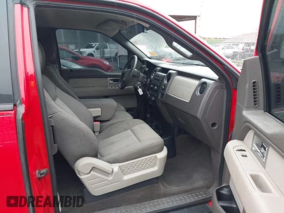 ✅ 2010 Ford F-150 XL • VIN: 1FTEX1EWXAFA69586 • Lot: 41947671. Listed on IAAI with 156,317 mi. Free auction sales archive from the USA and detailed vehicle history report at DreamBid. Image 5.