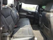 ✅ 2020 Chevrolet Silverado 1500 LT • VIN: 1GCUYDED2LZ140113 • Lot: 69401754. Wystawiony na Copart z przebiegiem Nie podano. Bezpłatny archiwum sprzedaży aukcyjnych z USA i szczegółowy raport historii pojazdu na DreamBid. Zdjęcie 11.