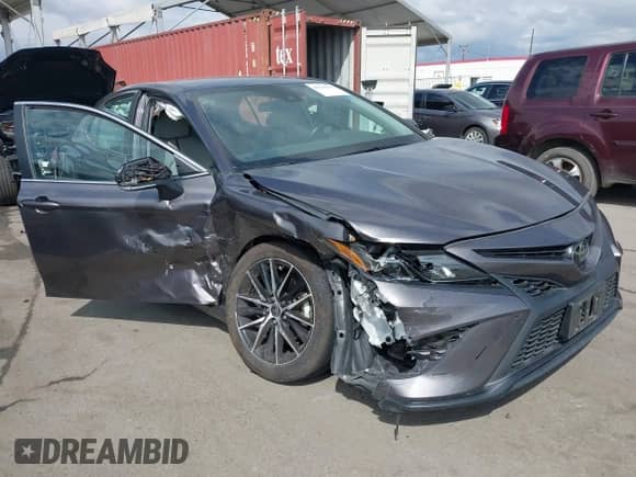 2023 Toyota Camry SE with VIN 4T1G11BK3PU101953, listed as a IAAI auction lot 43263939 with 68,526 mi miles and . Bid and sale history available at DreamBid. Image 1.