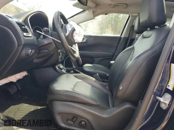 2018 Jeep Compass Limited z VIN 3C4NJDCB9JT222614, wystawiony jako Copart lot #53231485 z przebiegiem 55 604 mil mil oraz Szkoda całkowita • Salvage title. Historia ofert i sprzedaży dostępna na DreamBid. Obrazek 7.