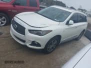 ✅ 2019 Infiniti QX60 Luxe • VIN: 5N1DL0MM9KC520538 • Lot: 43876204. Wystawiony na IAAI z przebiegiem 137 213 mil. Bezpłatny archiwum sprzedaży aukcyjnych z USA i szczegółowy raport historii pojazdu na DreamBid. Zdjęcie 17.