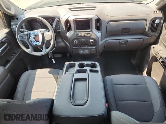 ✅ 2022 Chevrolet Silverado 1500 Custom • VIN: 3GCPYBEK8NG194146 • Lot: 64076555. Wystawiony na Copart z przebiegiem 61 096 mil. Bezpłatny archiwum sprzedaży aukcyjnych z USA i szczegółowy raport historii pojazdu na DreamBid. Zdjęcie 8.