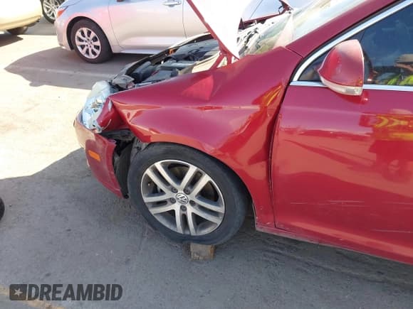 ✅ 2006 Volkswagen Jetta 2.5L • VIN: 3VWRG71K06M683932 • Лот: 42359935. Опубликован ранее на IAAI с пробегом 102 091 миль. Бесплатный доступ к архиву аукционных продаж из США и подробный отчёт об истории автомобиля на DreamBid. Изображение 12.