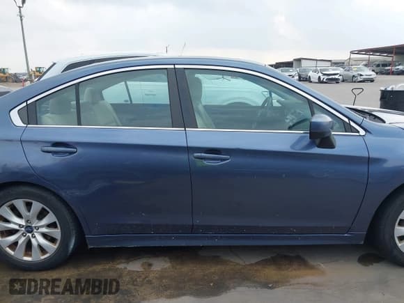 ✅ 2015 Subaru Legacy Premium • VIN: 4S3BNAD62F3005027 • Lot: 43727183. Listed on IAAI with 189,727 mi. Free auction sales archive from the USA and detailed vehicle history report at DreamBid. Image 14.