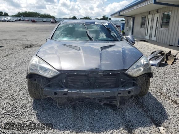 ✅ 2014 Hyundai Genesis Coupe Ultimate • VIN: KMHHU6KJ3EU118958 • Lot: 56551845. Wystawiony na Copart z przebiegiem 149 695 mil. Bezpłatny archiwum sprzedaży aukcyjnych z USA i szczegółowy raport historii pojazdu na DreamBid. Zdjęcie 5.