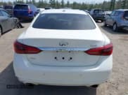 ✅ 2018 Infiniti Q50 Sport • VIN: JN1EV7AR1JM612122 • Lot: 42139385. Wystawiony na IAAI z przebiegiem 113 319 mil. Bezpłatny archiwum sprzedaży aukcyjnych z USA i szczegółowy raport historii pojazdu na DreamBid. Zdjęcie 16.