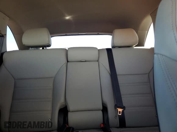 ✅ 2016 Kia Sorento EX • VIN: 5XYPHDA55GG176037 • Lot: 82636525. Listed on Copart with 41,496 mi. Free auction sales archive from the USA and detailed vehicle history report at DreamBid. Image 10.