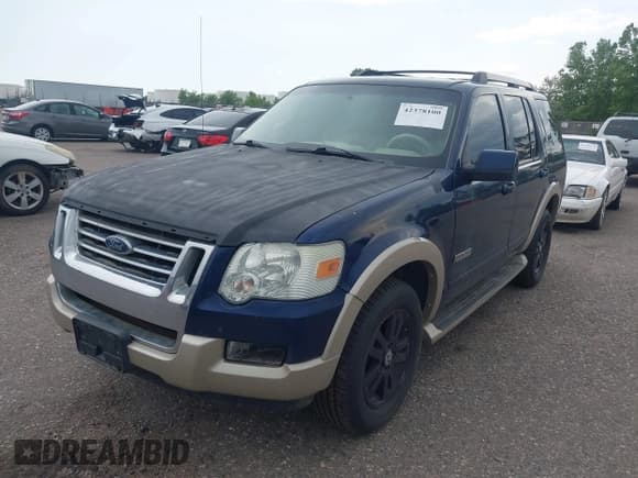 ✅ 2006 Ford Explorer Eddie Bauer • VIN: 1FMEU74E36ZA27959 • Лот: 42378100. Опубликован ранее на IAAI с пробегом 180 885 миль. Бесплатный доступ к архиву аукционных продаж из США и подробный отчёт об истории автомобиля на DreamBid. Изображение 2.