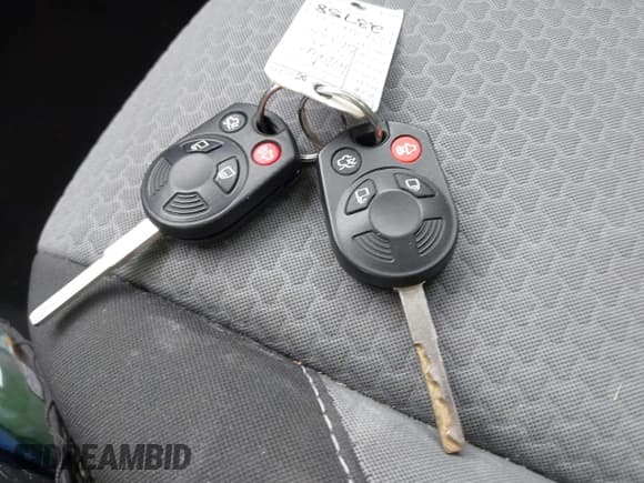 ✅ 2017 Ford C-Max SE • VIN: 1FADP5AU8HL110709 • Лот: 43704177. Опубликован ранее на IAAI с пробегом 52 519 миль. Бесплатный доступ к архиву аукционных продаж из США и подробный отчёт об истории автомобиля на DreamBid. Изображение 11.